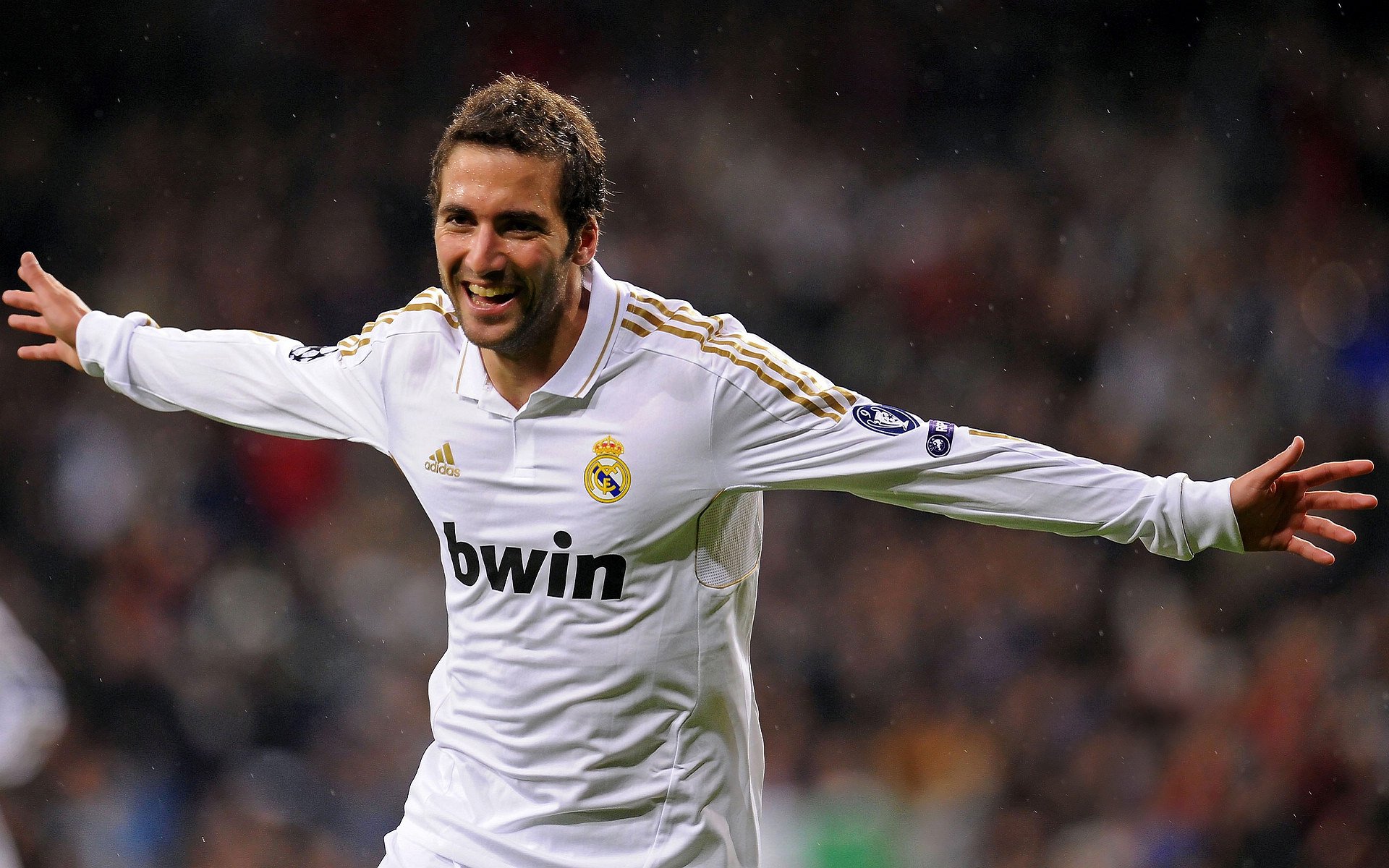 开云官网APP下载-德甲攻守兼备：战略、力量双双出色！，德甲强度