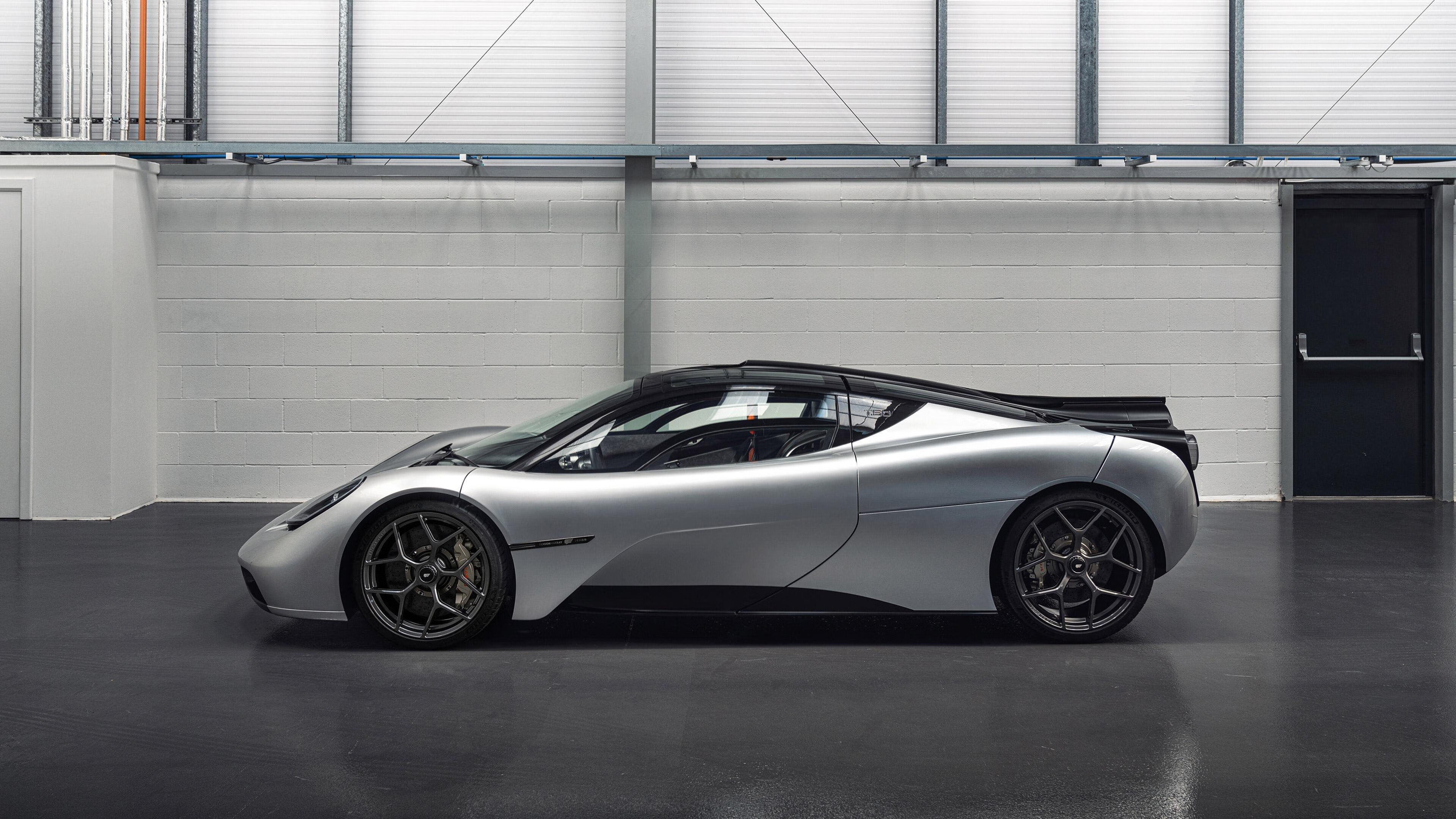 欧洲杯决战场:战术变化引领新潮流!,欧洲杯决赛赛前分析